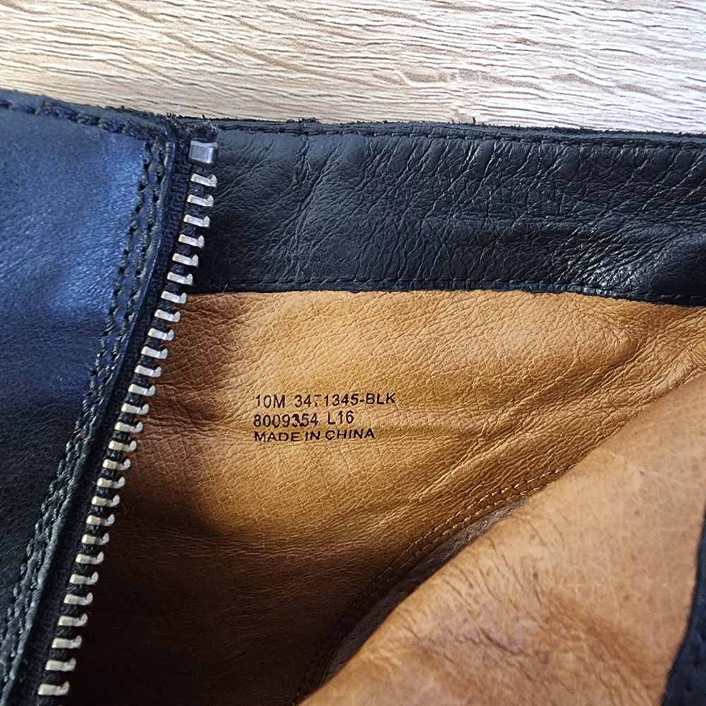 FRYE Black Leather Ankle Zip Boots 10 M - Picture 10 of 16